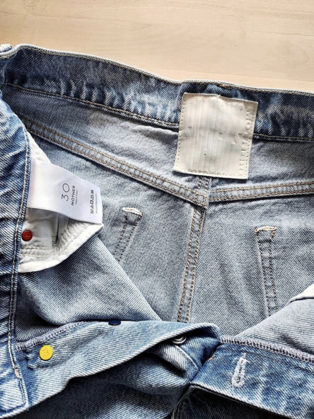 MOTHER Snaks Mid Rise Wide Leg Jeans in Blue And White Waist 30 - Picture 4 of 9